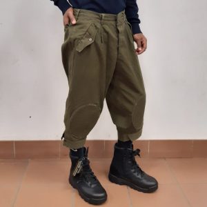 pantaloni alla zuava