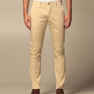 pantaloni chino