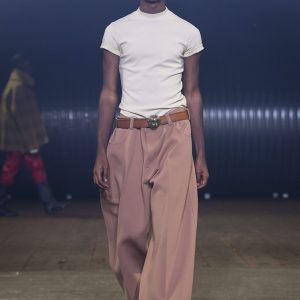 pantaloni larghi uomo